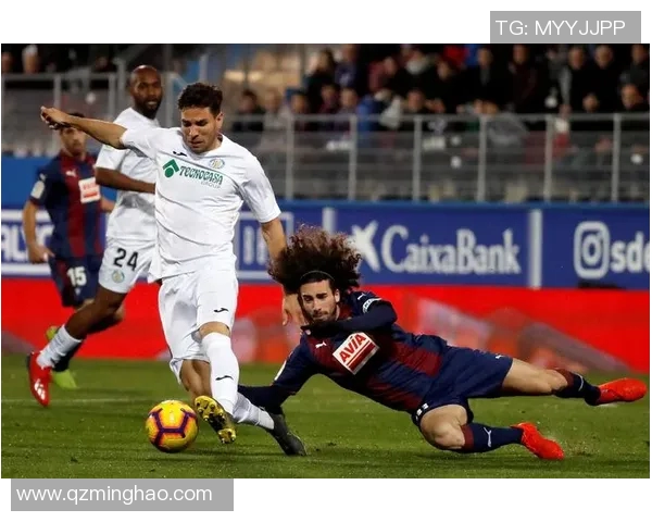 比利亚雷与埃瓦尔激战正酣谁能在这场较量中笑到最后 比利亚雷与埃瓦尔激战正酣谁能在这场较量中笑到最后