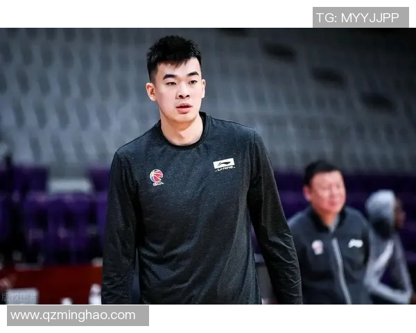 李慕豪:从篮球新星到职业生涯的蜕变与成长之路探秘 李慕豪:从篮球新星到职业生涯的蜕变与成长之路探秘